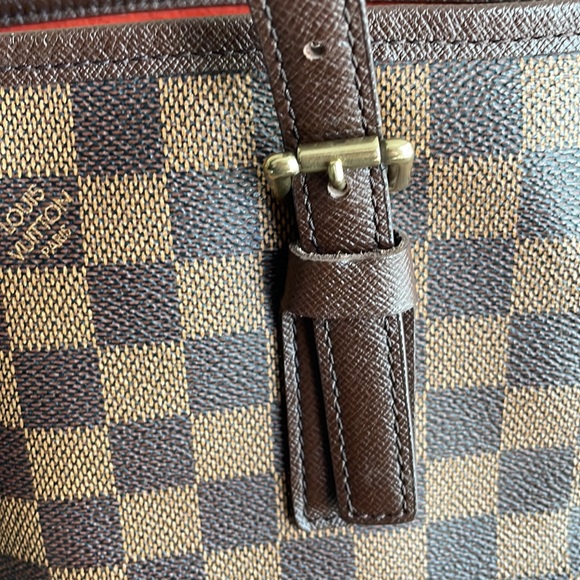 Louis Vuitton Damier Canvas Marais Bag with Accessories - Picture 4 of 7